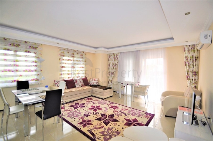 شقة مفروشة 2 + 1 في كستل