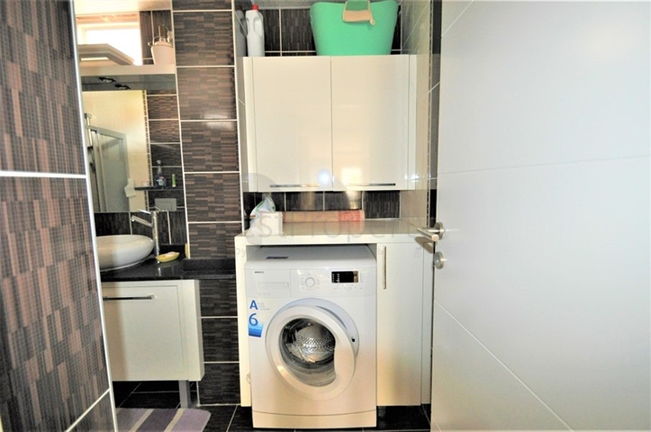 شقة مفروشة 2 + 1 في كستل