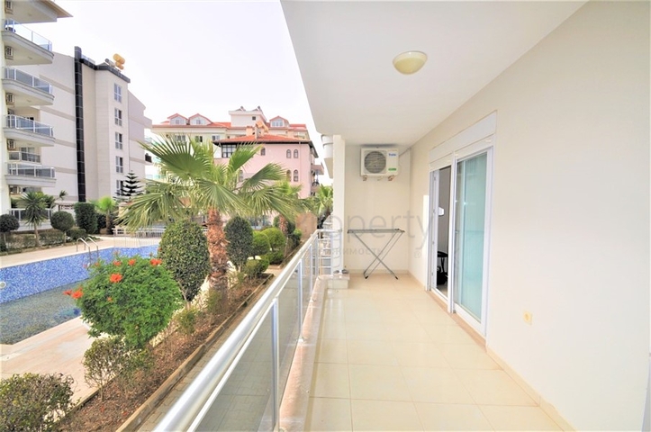 شقة مفروشة 2 + 1 في كستل