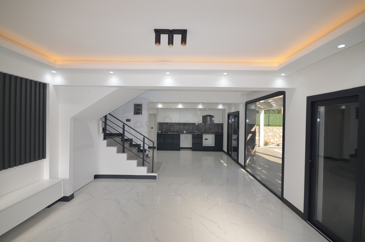 فيلا 3+1 في فتحية-منطقة أنطاليا 