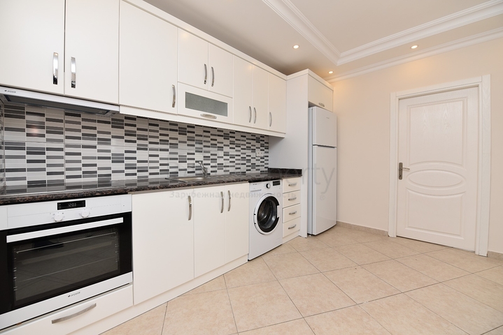 ضمن منطقة سكنية هادئة - شقة غرفتين وصالة مفروشة - في افسلار غرب الانيا 