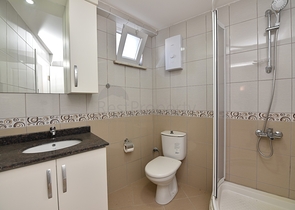 ضمن منطقة سكنية هادئة - شقة غرفتين وصالة مفروشة - في افسلار غرب الانيا 