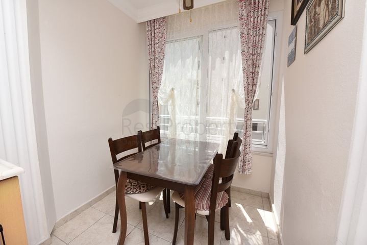 شقة بسعر مناسب - تصميم 2 غرفة وصالة -مطبخ منفصل - في مهموتلار / الانيا 