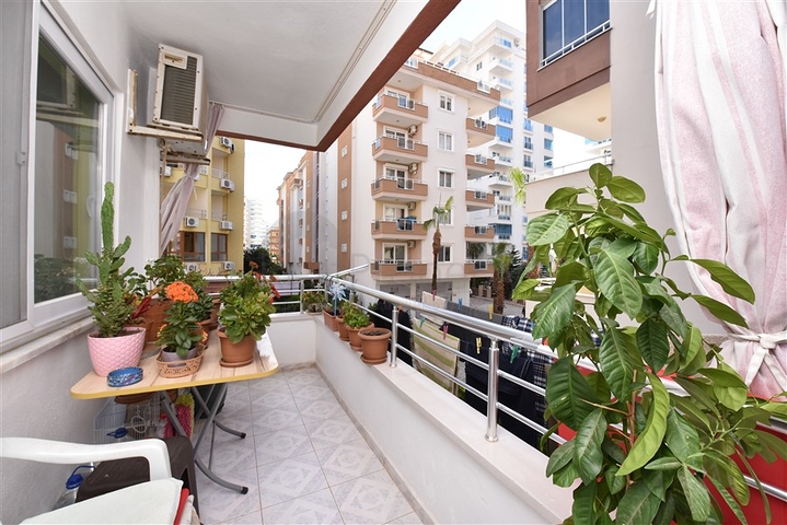 شقة بسعر مناسب - تصميم 2 غرفة وصالة -مطبخ منفصل - في مهموتلار / الانيا 