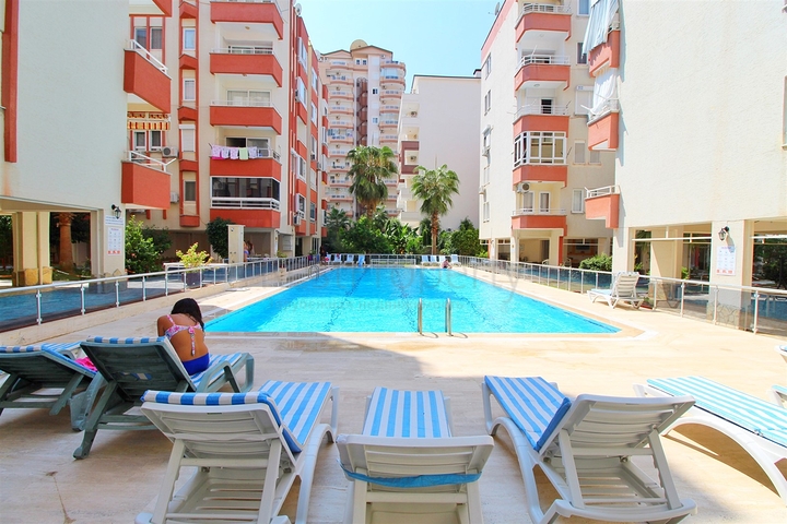 شقة بسعر مناسب - تصميم 2 غرفة وصالة -مطبخ منفصل - في مهموتلار / الانيا 