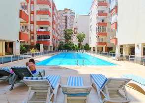 شقة بسعر مناسب - تصميم 2 غرفة وصالة -مطبخ منفصل - في مهموتلار / الانيا 