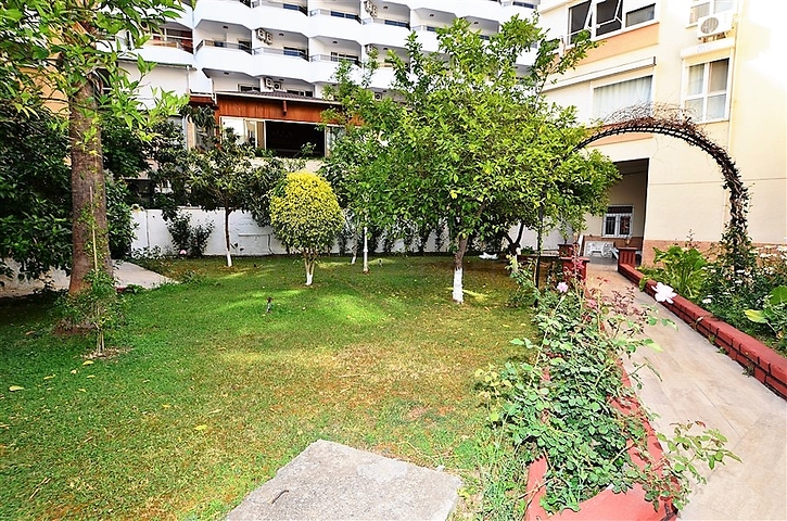 شقق 1+1 في مجمع مع شاطئ خاص