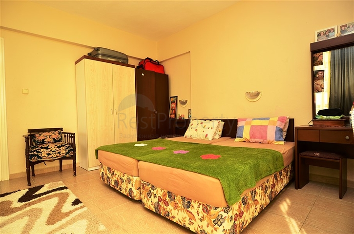 شقق 1+1 في مجمع مع شاطئ خاص