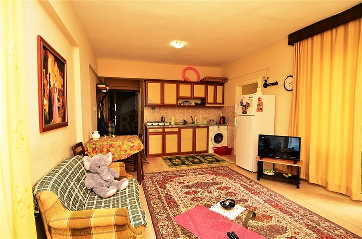 شقق 1+1 في مجمع مع شاطئ خاص