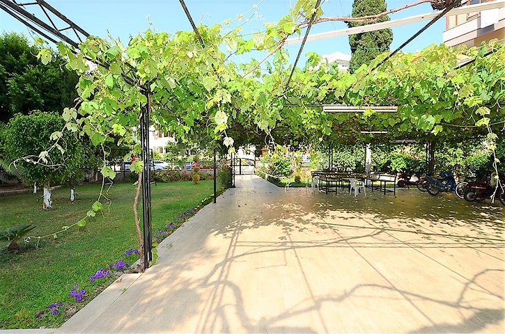 شقق 1+1 في مجمع مع شاطئ خاص