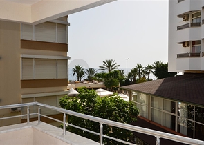 شقق 1+1 في مجمع مع شاطئ خاص