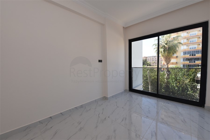 شقق اطلالة بحر في الانيا - غرفة وصالة -مجمع جديد -في كارجيجاك / الانيا 