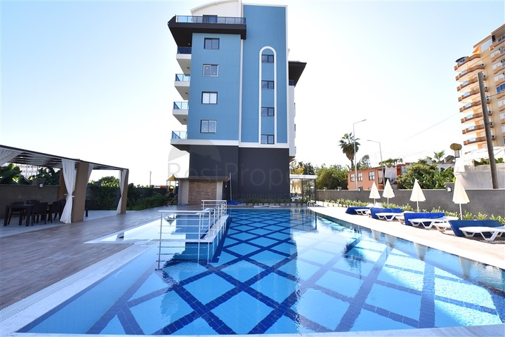 شقق اطلالة بحر في الانيا - غرفة وصالة -مجمع جديد -في كارجيجاك / الانيا 