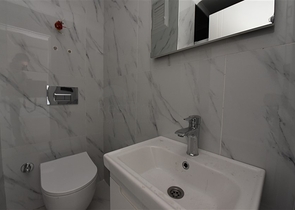 شقق اطلالة بحر في الانيا - غرفة وصالة -مجمع جديد -في كارجيجاك / الانيا 