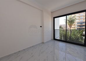 شقق اطلالة بحر في الانيا - غرفة وصالة -مجمع جديد -في كارجيجاك / الانيا 