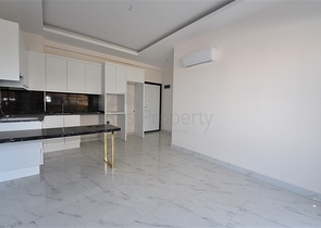 شقق اطلالة بحر في الانيا - غرفة وصالة -مجمع جديد -في كارجيجاك / الانيا 