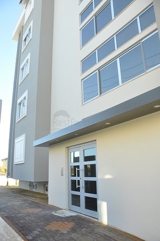 دوبلكس ثلاث غرف وصالة مميزة بتراسات واسعة في افسلار / الانيا 