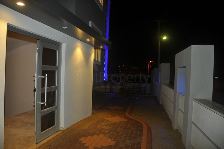 دوبلكس ثلاث غرف وصالة مميزة بتراسات واسعة في افسلار / الانيا 