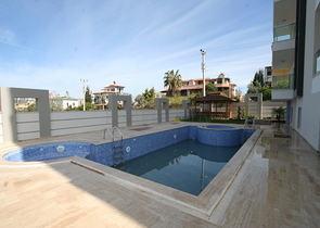 دوبلكس ثلاث غرف وصالة مميزة بتراسات واسعة في افسلار / الانيا 