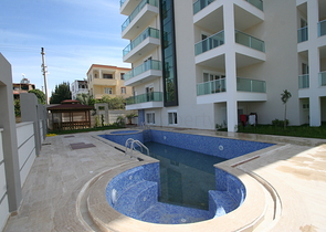 دوبلكس ثلاث غرف وصالة مميزة بتراسات واسعة في افسلار / الانيا 