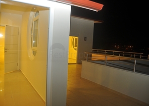 دوبلكس ثلاث غرف وصالة مميزة بتراسات واسعة في افسلار / الانيا 