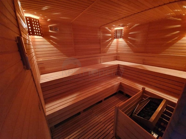 شقة غرفة وصالة مفروشة -ضمن مجمع سكني قريب من البحر والخدمات - في محمودلار / الانيا 