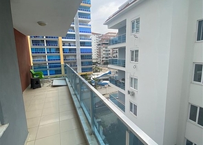 شقة غرفة وصالة مفروشة -ضمن مجمع سكني قريب من البحر والخدمات - في محمودلار / الانيا 