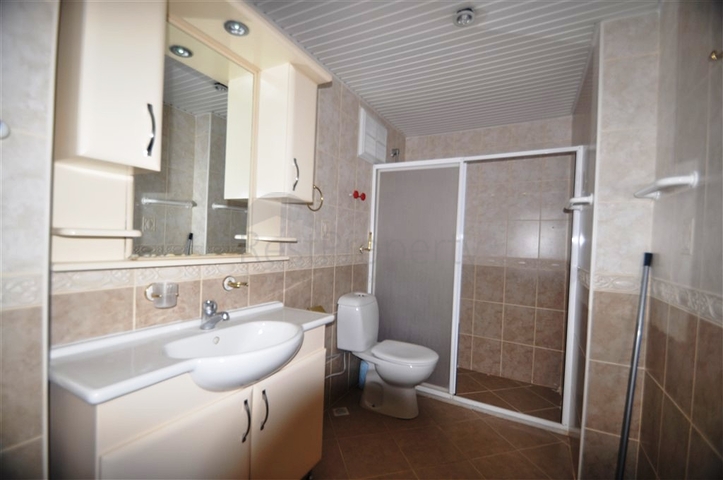 شقة 2 + 1 في وسط ألانيا