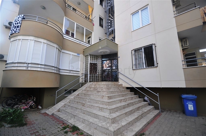 شقة 2 + 1 في وسط ألانيا