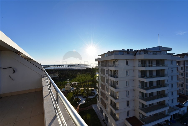 سعر مناسب - بين احضان الطبيعة -دوبلكس 2 غرفة وصالة -ضمن مجمع - في ديمرتاش / الانيا 