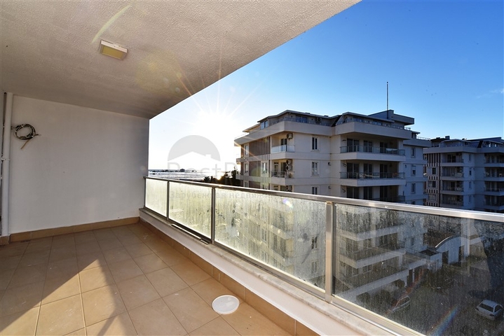 سعر مناسب - بين احضان الطبيعة -دوبلكس 2 غرفة وصالة -ضمن مجمع - في ديمرتاش / الانيا 