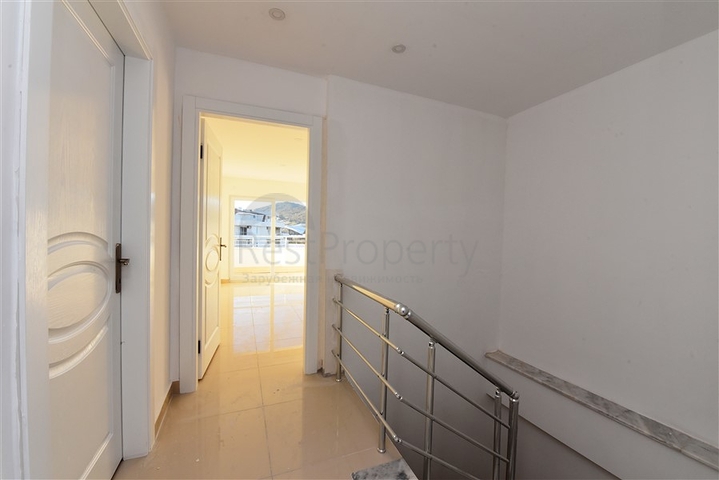 سعر مناسب - بين احضان الطبيعة -دوبلكس 2 غرفة وصالة -ضمن مجمع - في ديمرتاش / الانيا 