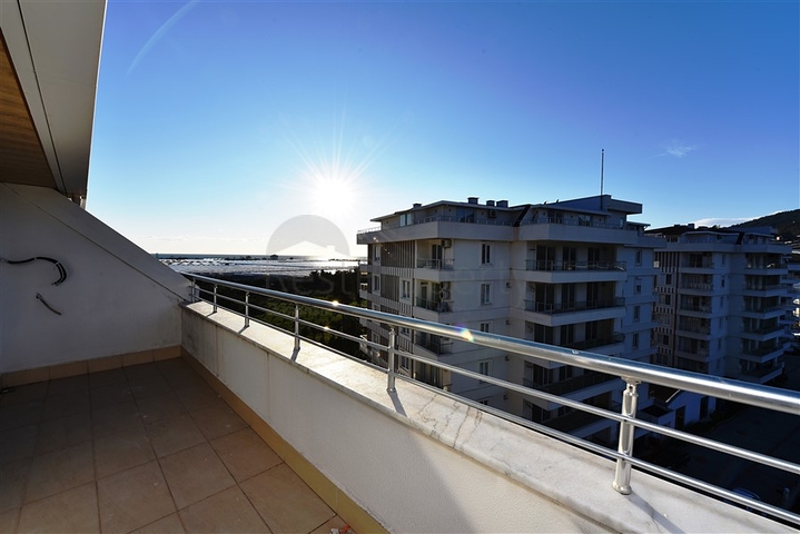 سعر مناسب - بين احضان الطبيعة -دوبلكس 2 غرفة وصالة -ضمن مجمع - في ديمرتاش / الانيا 