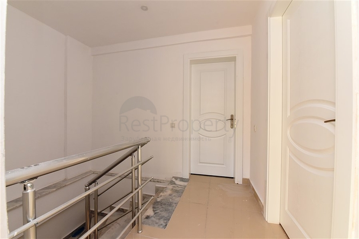 سعر مناسب - بين احضان الطبيعة -دوبلكس 2 غرفة وصالة -ضمن مجمع - في ديمرتاش / الانيا 