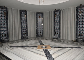 سعر مناسب - بين احضان الطبيعة -دوبلكس 2 غرفة وصالة -ضمن مجمع - في ديمرتاش / الانيا 