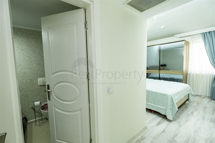 شقة 2 + 1 تطل على البحر الأبيض المتوسط ​​في أنطاليا