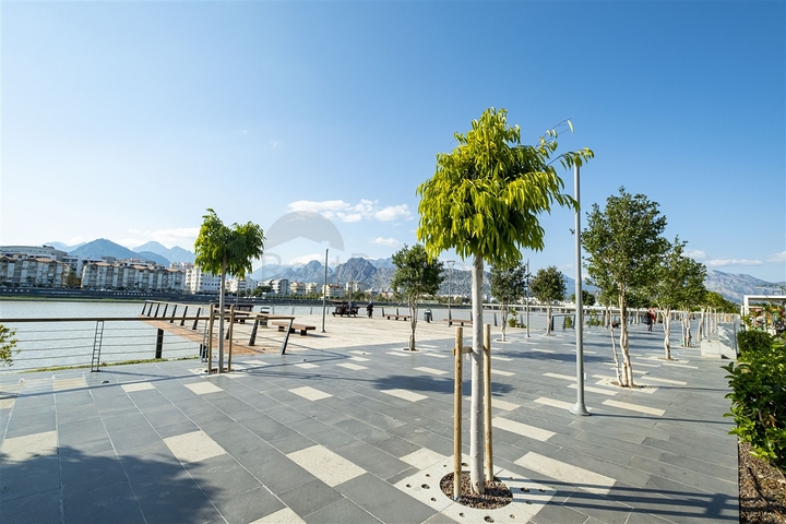 شقة 2 + 1 تطل على البحر الأبيض المتوسط ​​في أنطاليا