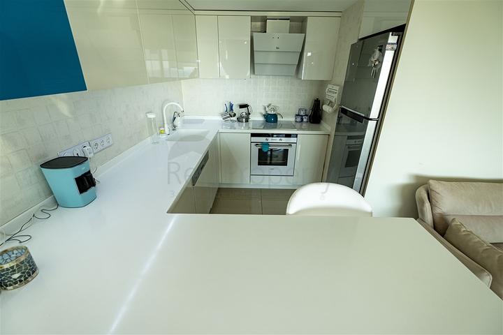 شقة 2 + 1 تطل على البحر الأبيض المتوسط ​​في أنطاليا