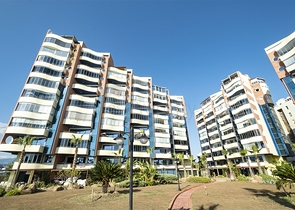 شقة 2 + 1 تطل على البحر الأبيض المتوسط ​​في أنطاليا