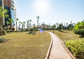 شقة 2 + 1 تطل على البحر الأبيض المتوسط ​​في أنطاليا