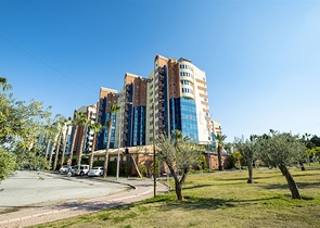 شقة 2 + 1 تطل على البحر الأبيض المتوسط ​​في أنطاليا