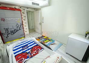 شقة 2 + 1 تطل على البحر الأبيض المتوسط ​​في أنطاليا