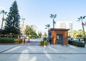 شقة 2 + 1 تطل على البحر الأبيض المتوسط ​​في أنطاليا