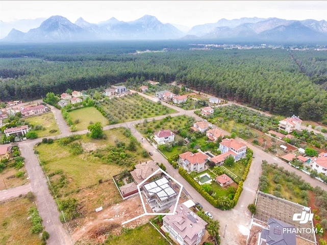 فيلا حديثة مريحة 6 + 1 في أنطاليا دوشيمالتي