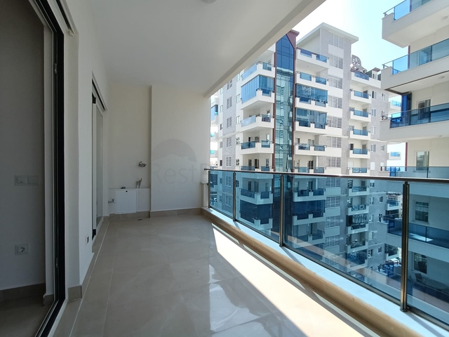 مجمع فاخر - خدمات  نجوم -شقة غرفة وصالة -في مهموتلار / الانيا 