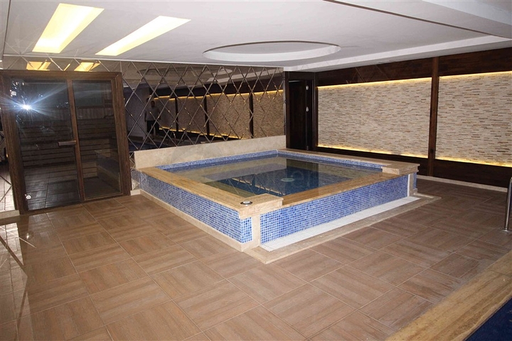 شقة 1+1 في وسط ألانيا