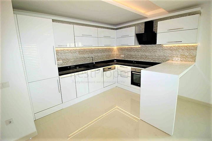 شقة 1+1 في وسط ألانيا