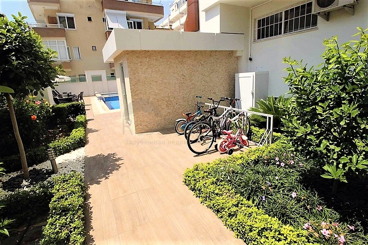 شقة 1+1 في وسط ألانيا