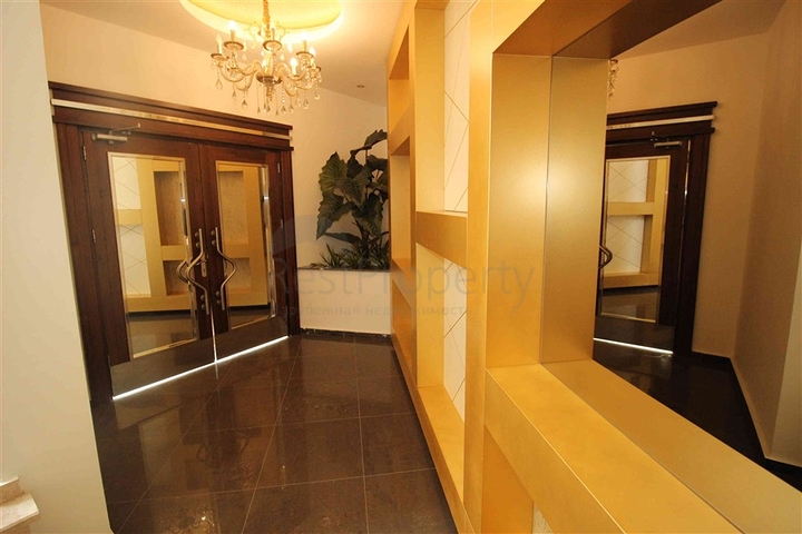 شقة 1+1 في وسط ألانيا