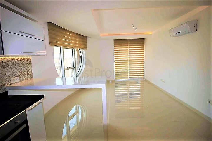 شقة 1+1 في وسط ألانيا